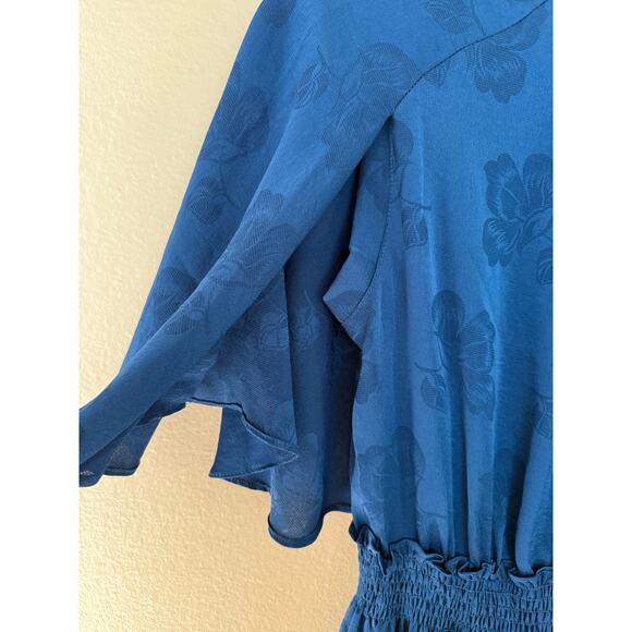 Current Air Los Angeles blue midi dress flutter sleeves flower pattern size xs - Picture 7 of 7